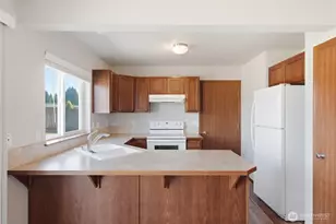 512 Stadium Ct, Napavine, WA 98565 - Photo 9