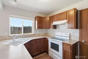 512 Stadium Ct, Napavine, WA 98565 - Photo 11