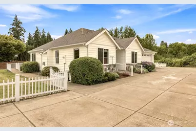3204 20th Street SW, Puyallup, WA 98373 - Photo 1