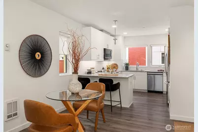 12526 15th Avenue NE #D, Seattle, WA 98125 - Photo 13