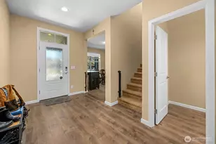 516 Petersen Dr E, Enumclaw, WA 98022 - Photo 11