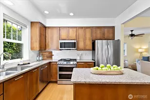 5925 31st Ave SW, Seattle, WA 98126 - Photo 9