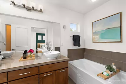 5925 31st Avenue SW, Seattle, WA 98126 - Photo 19