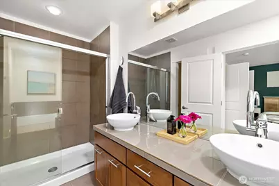 5925 31st Avenue SW, Seattle, WA 98126 - Photo 17
