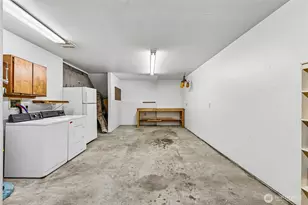 2110 Highland Ave, Everett, WA 98201 - Photo 29