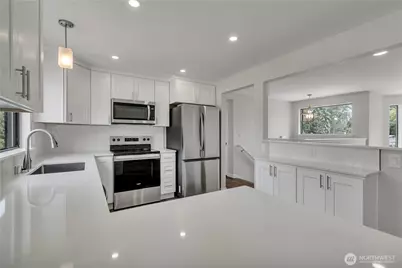 1811 162nd Street E, Tacoma, WA 98445 - Photo 9