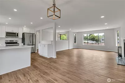 1811 162nd Street E, Tacoma, WA 98445 - Photo 11