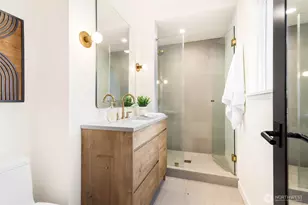 7047 NE 138th St, Kirkland, WA 98034 - Photo 19