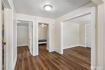 807 Columbia Street, Kelso, WA 98626 - Photo 11