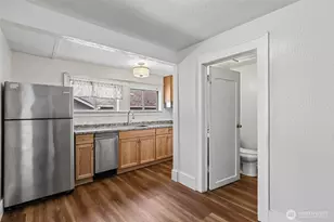 807 Columbia St, Kelso, WA 98626 - Photo 9