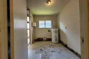 312 N E St, Aberdeen, WA 98520 - Photo 11
