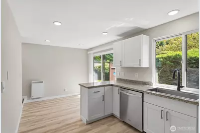 5311 188th Street SW #C-10, Lynnwood, WA 98037 - Photo 5