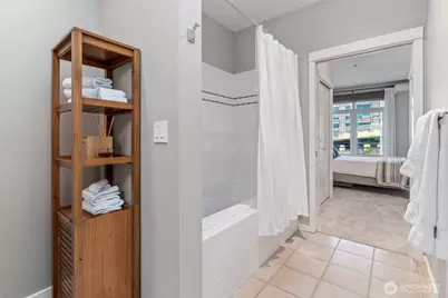 2000 Alaskan Way #543, Seattle, WA 98121 - Photo 23