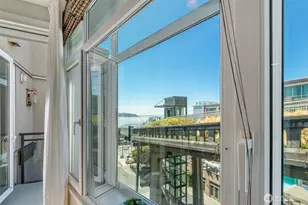 2000 Alaskan Wy, Seattle, WA 98121 - Photo 13