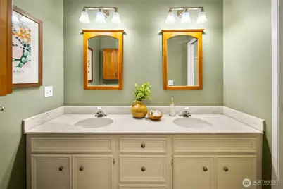 3650 26th Place W #402A, Seattle, WA 98199 - Photo 25