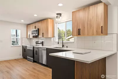 869 S 40th Street, Tacoma, WA 98418 - Photo 9