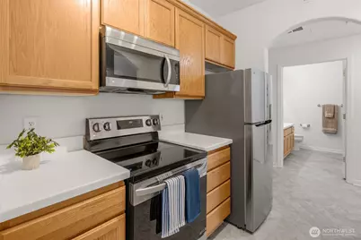 2420 Grand Avenue #101, Everett, WA 98201 - Photo 9