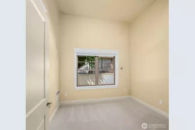 3150 W Government Way #105, Seattle, WA 98199 - Photo 15