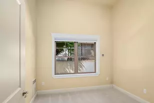 3150 W Government Way, Seattle, WA 98199 - Photo 15