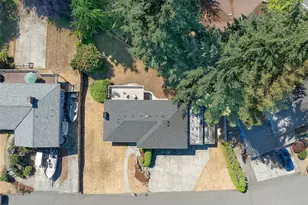 9804 241st Pl SW, Edmonds, WA 98020 - Photo 37