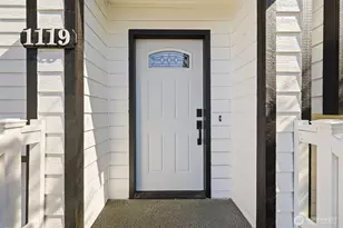 1119 127th St E, Tacoma, WA 98445 - Photo 3