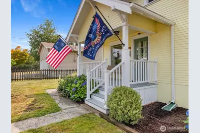 2212 Columbia Avenue, Everett, WA 98203 - Photo 5