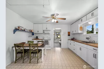 2212 Columbia Avenue, Everett, WA 98203 - Photo 17