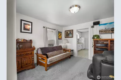 2212 Columbia Avenue, Everett, WA 98203 - Photo 7
