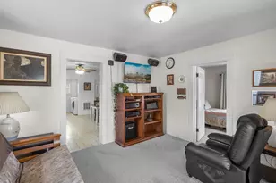 2212 Columbia Ave, Everett, WA 98203 - Photo 9
