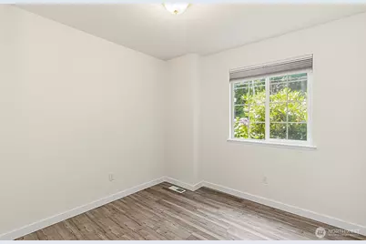 5601 71st Avenue W, Marysville, WA 98270 - Photo 23