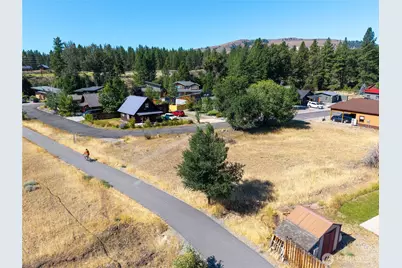 152 Greenwood Road, Winthrop, WA 98862 - Photo 1
