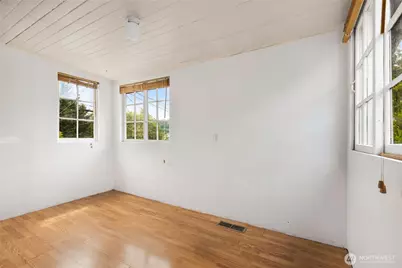 1024 S Director Street, Seattle, WA 98108 - Photo 19