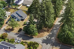 5006 Marian Dr NE, Olympia, WA 98516 - Photo 5