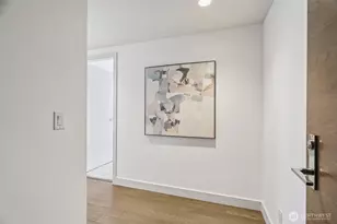 588 Bell St, Seattle, WA 98121 - Photo 5