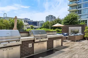 588 Bell St, Seattle, WA 98121 - Photo 35