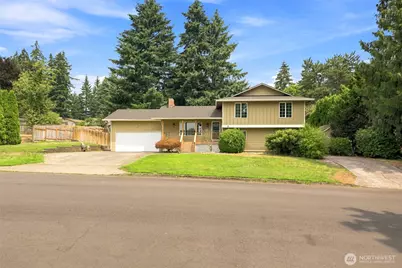 2417 SE Higgins Drive, Vancouver, WA 98683 - Photo 1