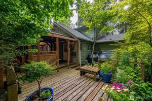 2201 30th St, Bellingham, WA 98225 - Photo 37