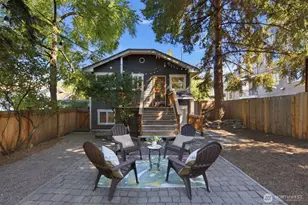 1709 N 35th St, Seattle, WA 98103 - Photo 31