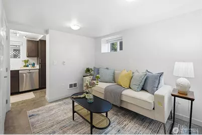 1709 N 35th Street, Seattle, WA 98103 - Photo 23