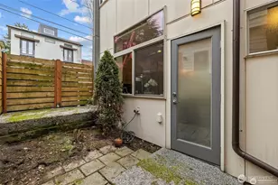 1816 14th Ave, Seattle, WA 98122 - Photo 17