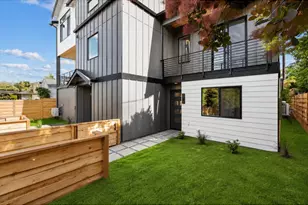 2615 NW 87th St, Seattle, WA 98117 - Photo 13