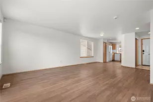 13716 21 Ave E, Tacoma, WA 98445 - Photo 7