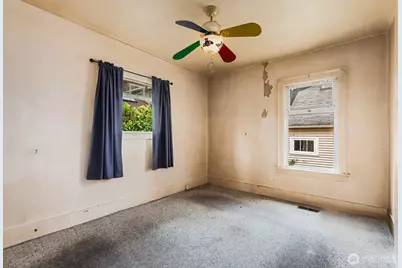 4317 SW Charlestown Street, Seattle, WA 98116 - Photo 11