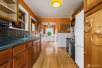 4317 SW Charlestown Street, Seattle, WA 98116 - Photo 7