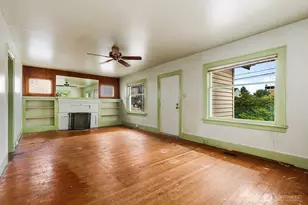 4317 SW Charlestown St, Seattle, WA 98116 - Photo 5