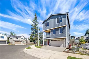 229 156th Pl SW, Lynnwood, WA 98087 - Photo 3