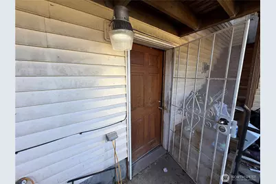 5309 S Augusta Street, Seattle, WA 98178 - Photo 3