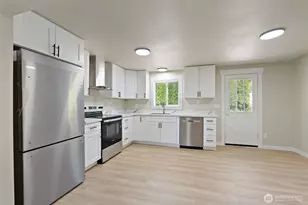 1202 Rhobina St, Centralia, WA 98531 - Photo 11