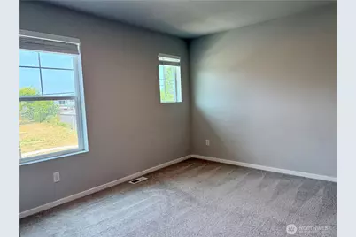 10044 5th Avenue SW, Seattle, WA 98146 - Photo 13