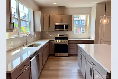 10044 5th Avenue SW, Seattle, WA 98146 - Photo 7